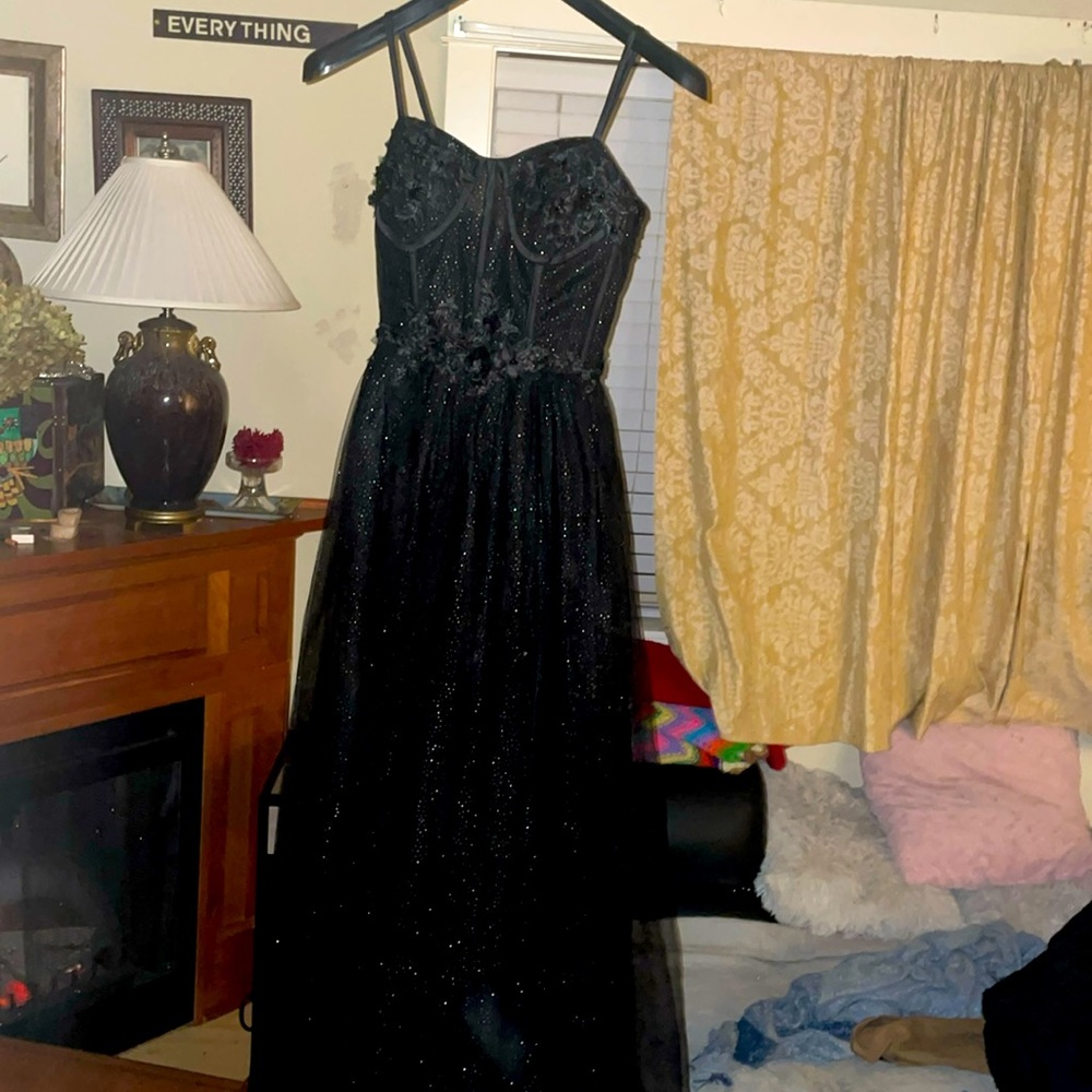 Black sparkly corset tulle prom formal dress. NWT.